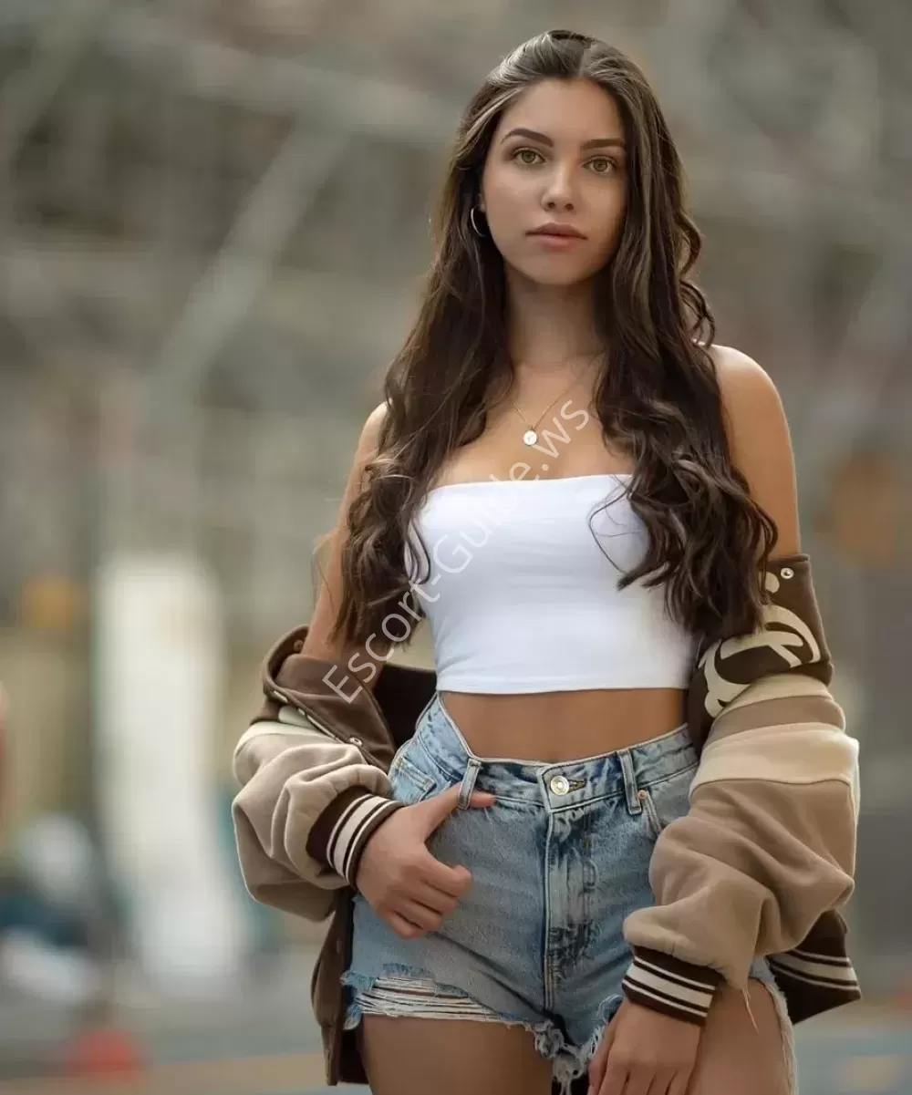 Rafaela, Caucasiano