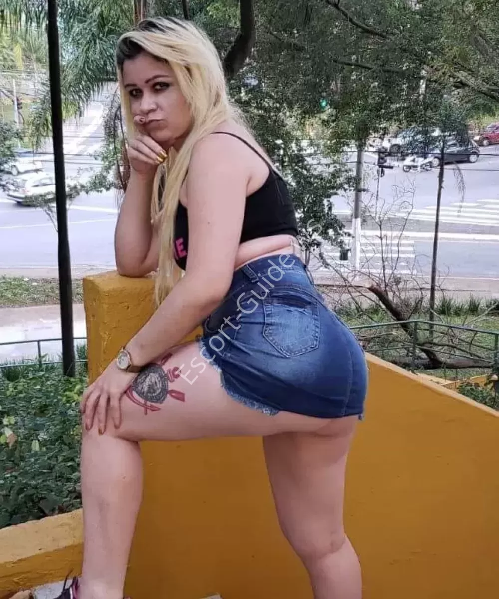 Soraya paulista, Caucasian