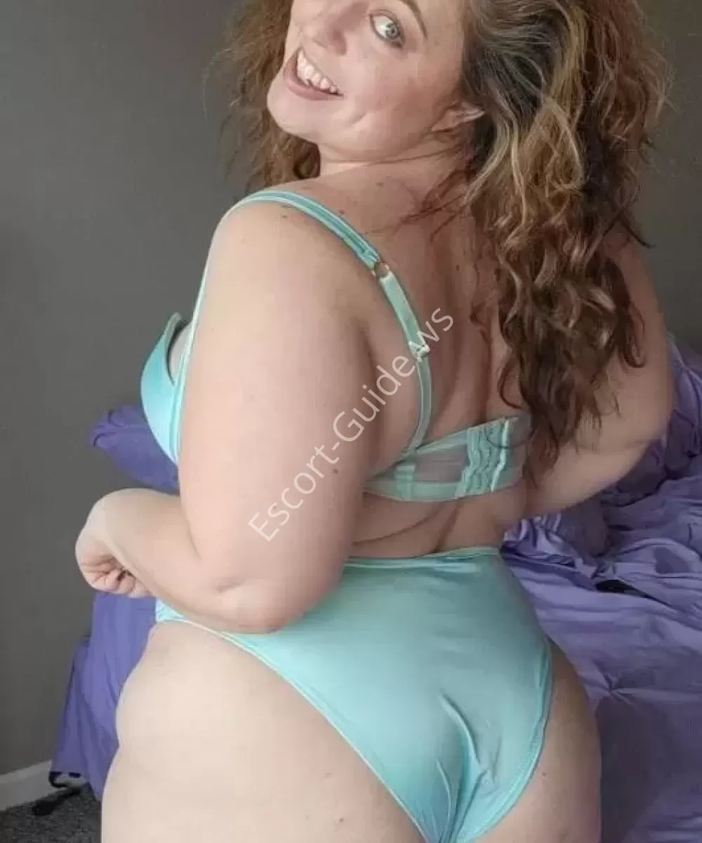 Emma, Caucasien