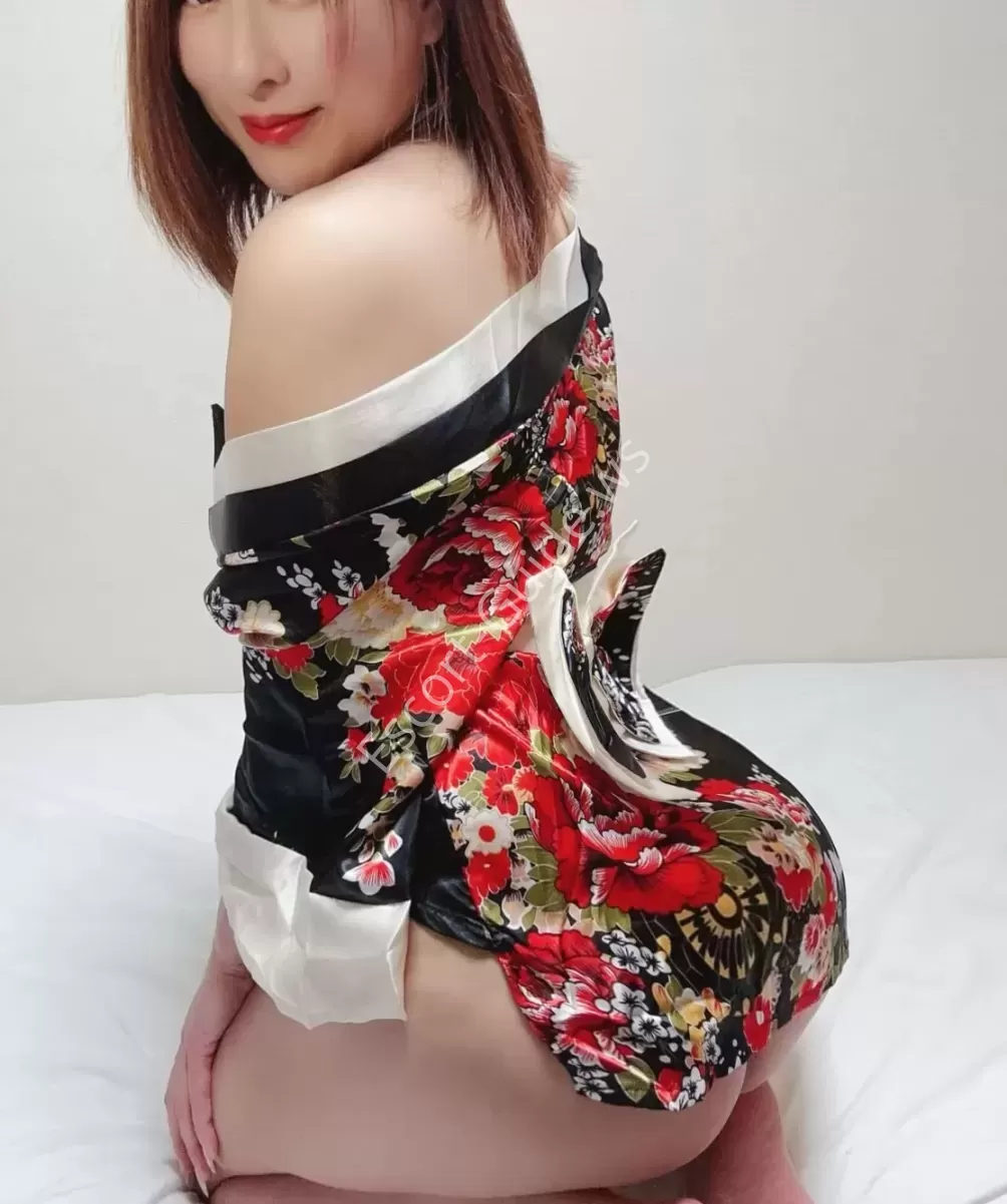Yuna, Asiatica