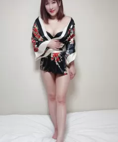 Yuna, азиатка