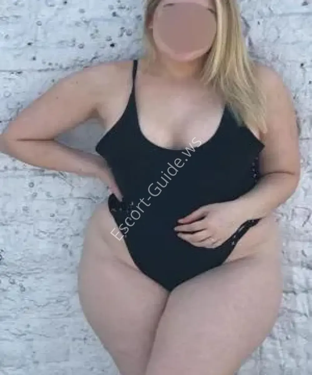 Emma Elite, Caucasian