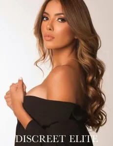Ruby - VIP, Latina