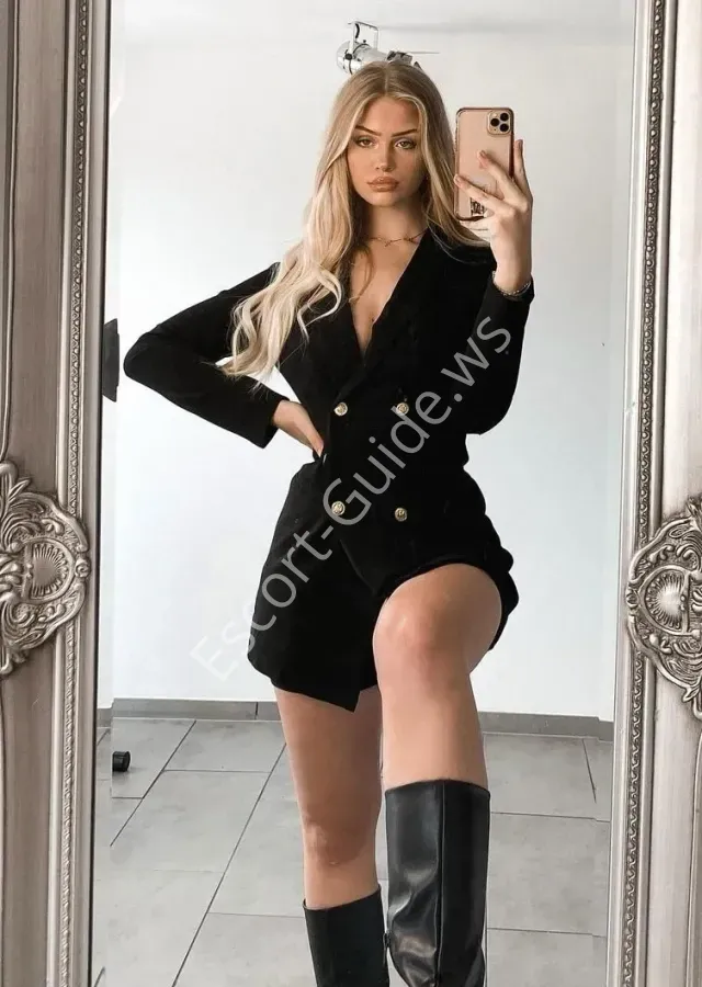 Preet, Caucasian