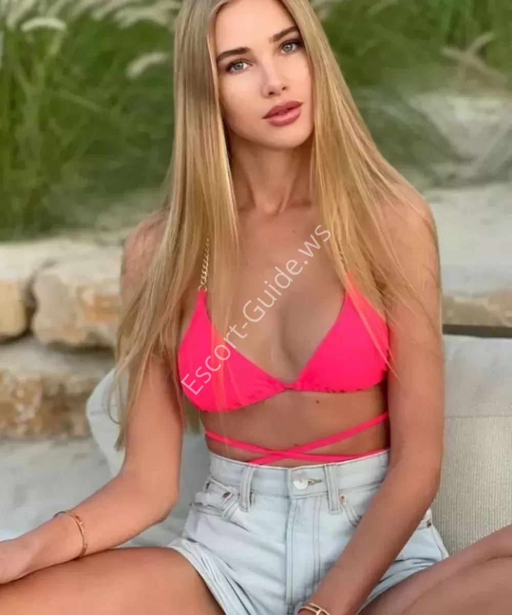 Mindy, Kaukasisch