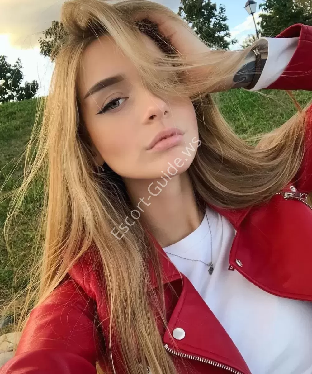 Harley, Caucasian