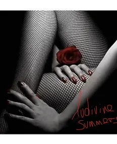 LudivineXsummers, Caucasian