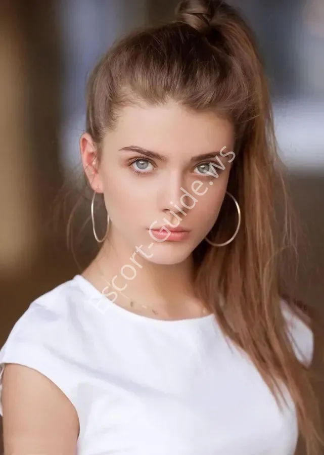 Taryn, Caucasian