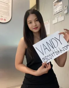 Vandy, азиатка