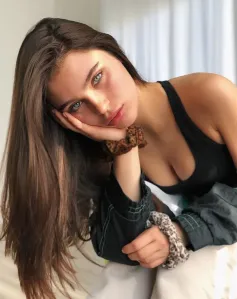 Denisa, Caucasian