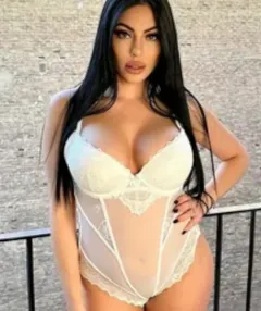 Ivy, Caucasian
