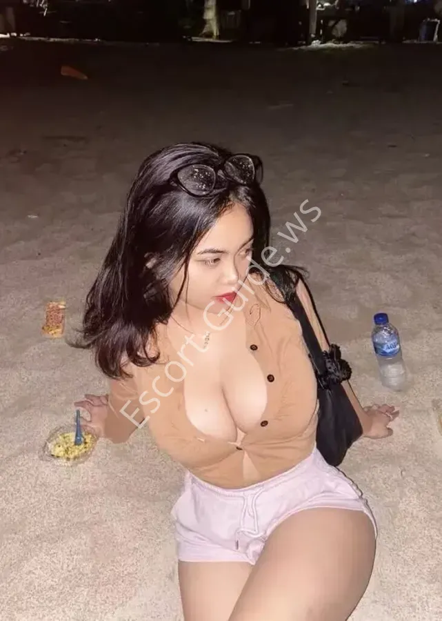 Layla, Asya