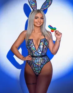 Emma Escortss, Caucasian