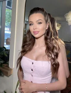 Elisha, Caucasian