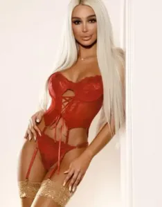 Ria Escortss, Caucasiano