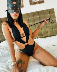 Ainoha, Latina