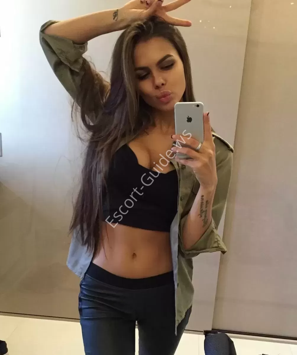 Randi, Caucasiano