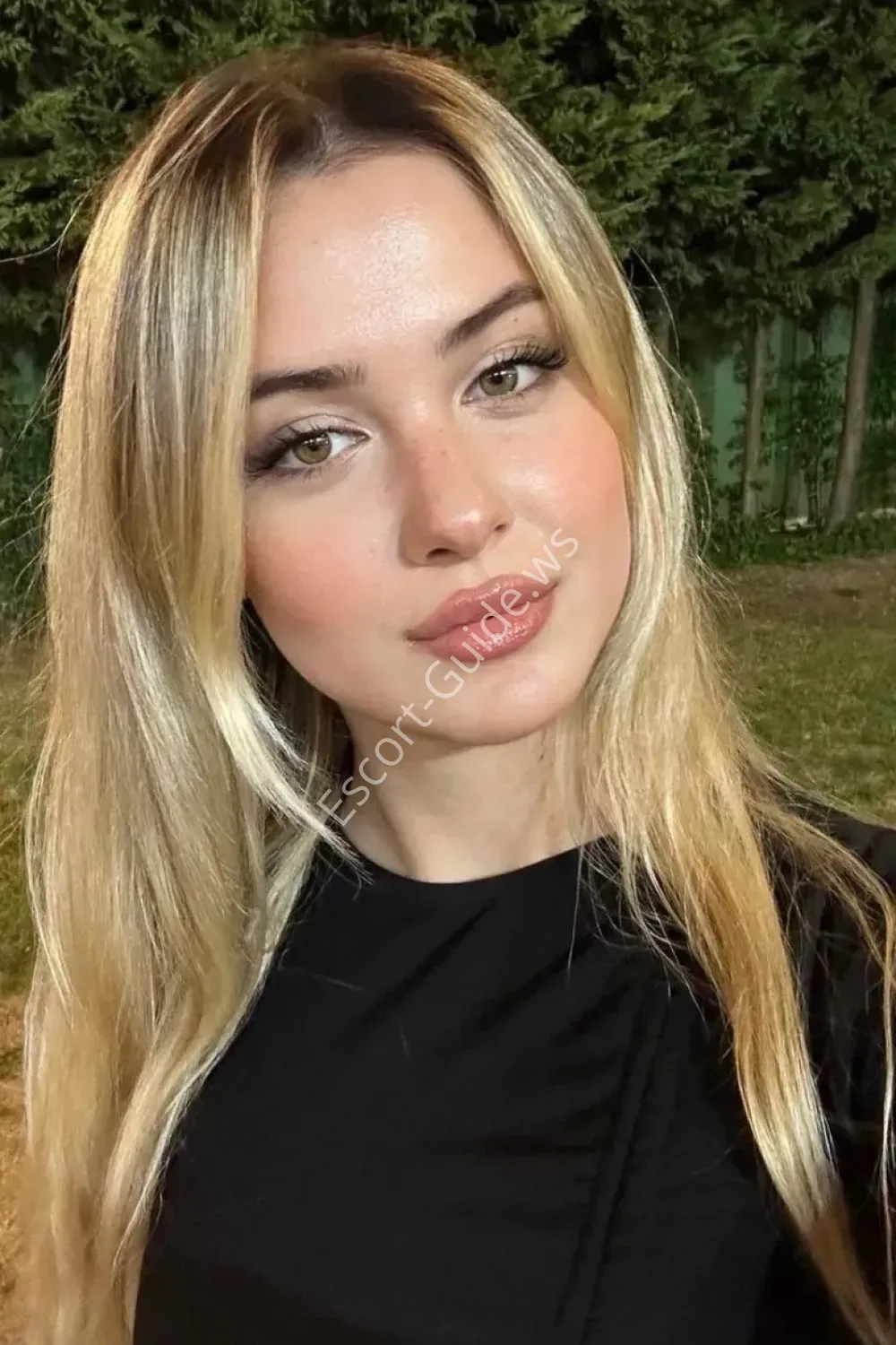 Polyxene, Caucasian