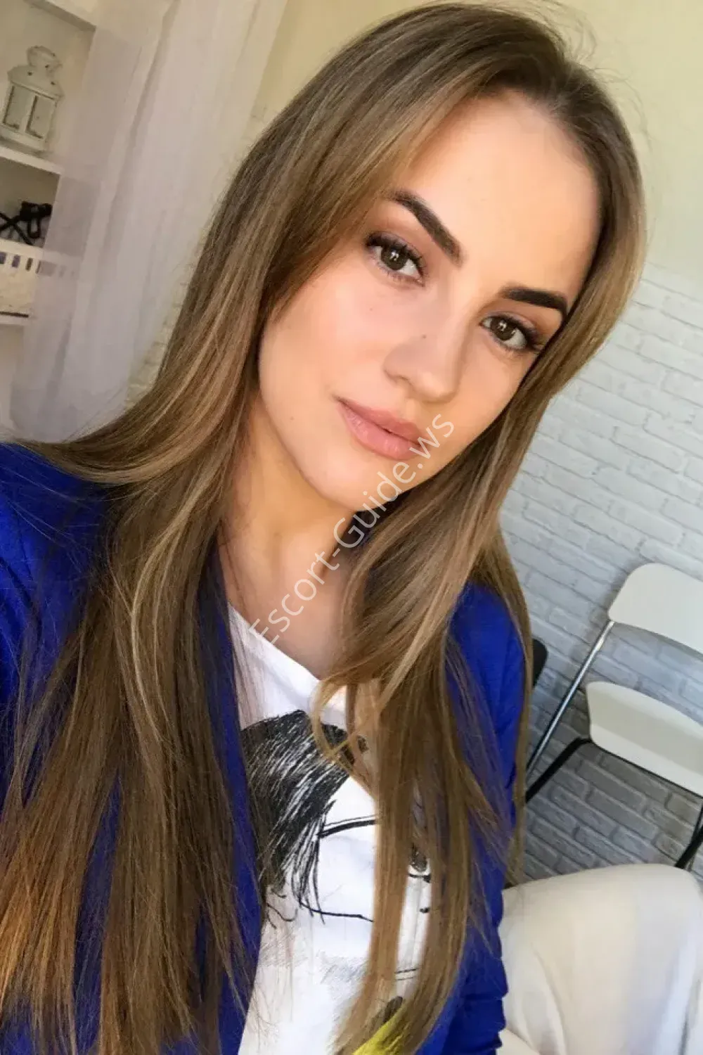 Brynn, Caucasian