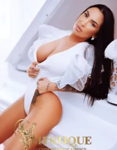 Luna Mystique, Caucasian