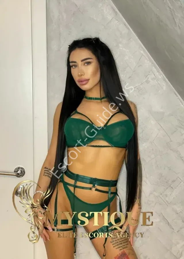 Renata Mystique, Caucasico