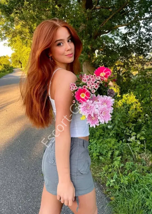 Arielle, Caucasian