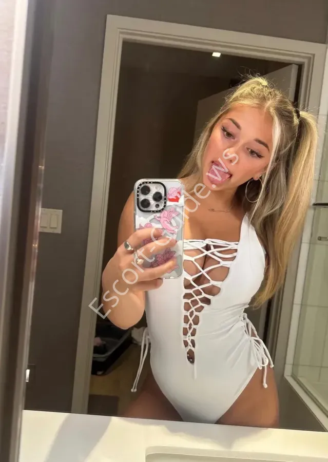 Myrna, Caucasian