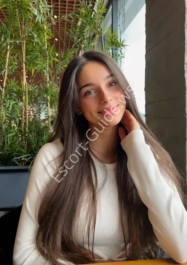 Lili, Caucasiano