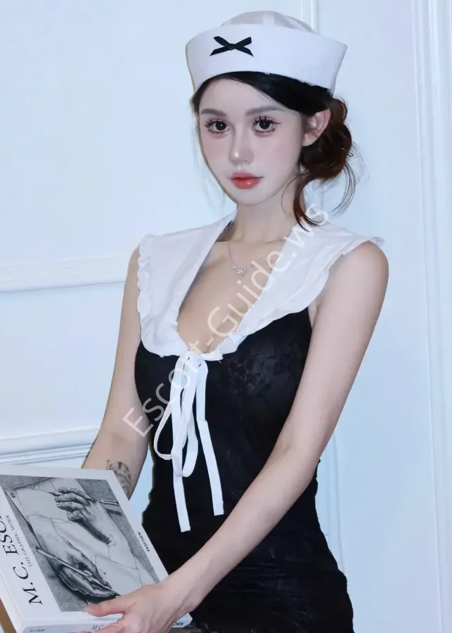 Kinugasa erena, Asian