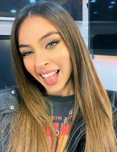 Keshia, Kaukasisch