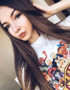 Namrata, Caucasico