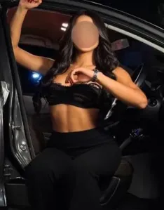 Aida Escortss, Hint