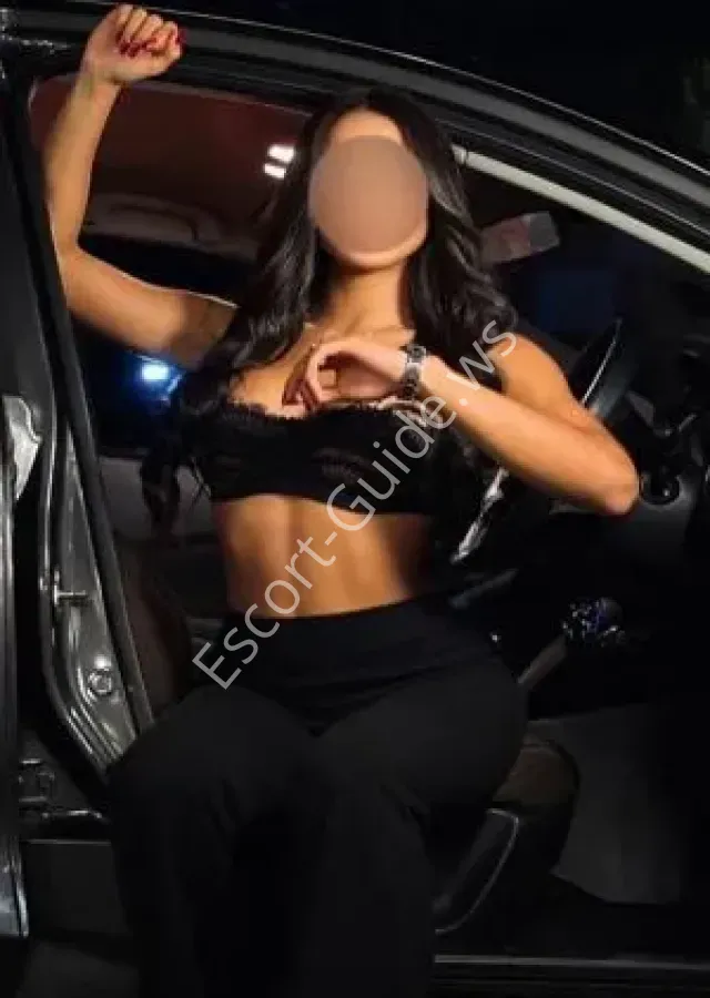 Aida Escortss, Indio