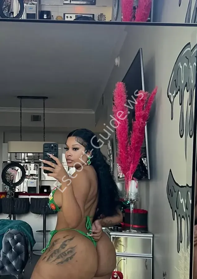 Rissa , Latina