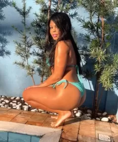 Talita leal de lima , Latina