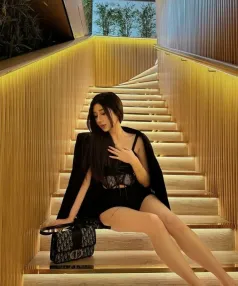 Ratna, Asiatico