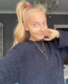 Sadie, Caucasian