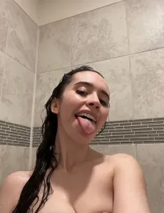 Olivia, Caucasian