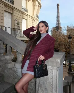 Mireille, Caucasian