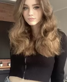 Kiki, Caucasian
