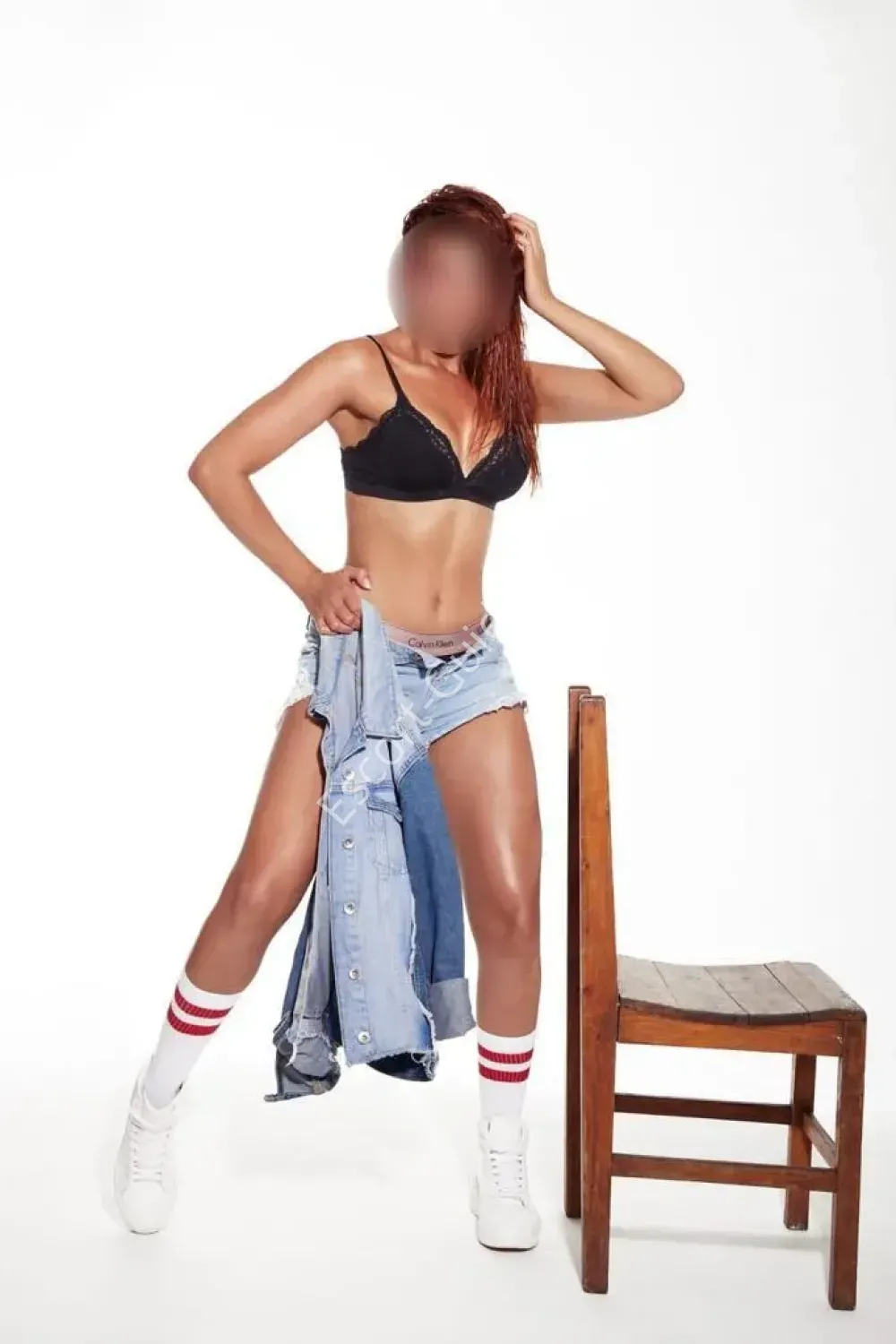 Briss, Latina