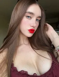 Genia, Caucasian