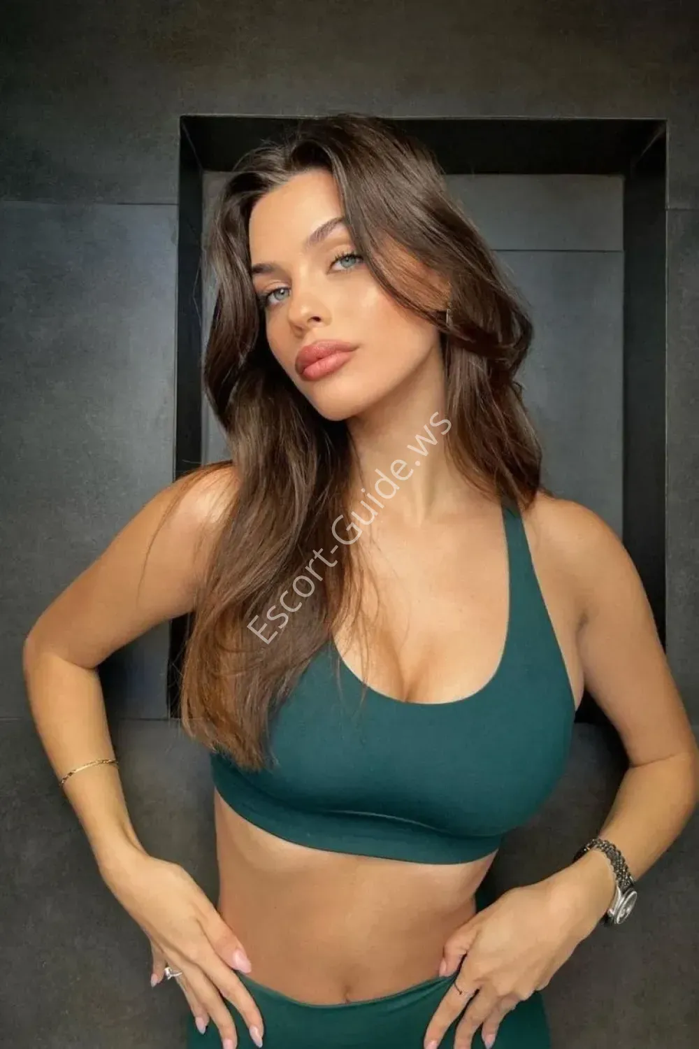 Aurika, Caucasico