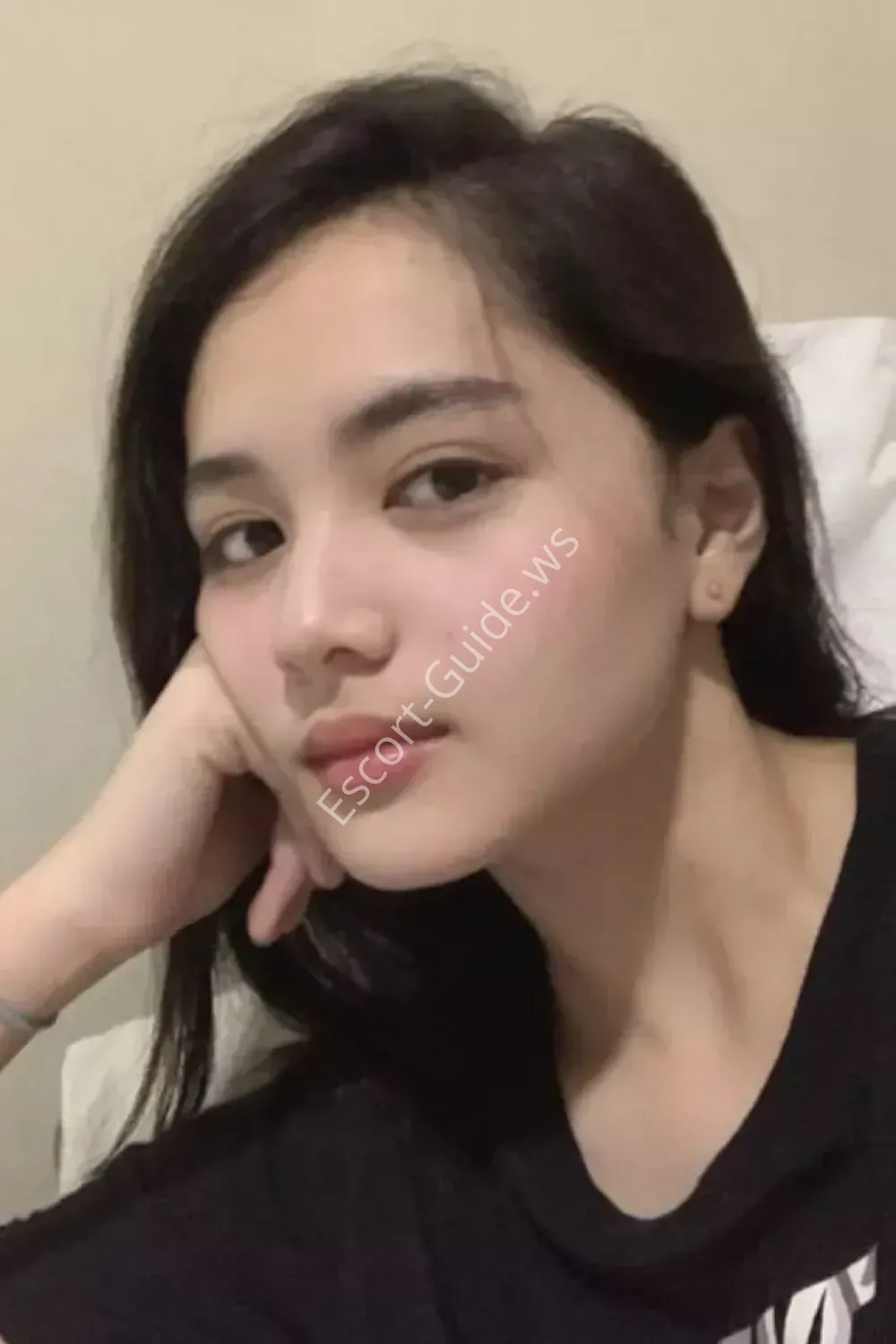Vanya, Asian