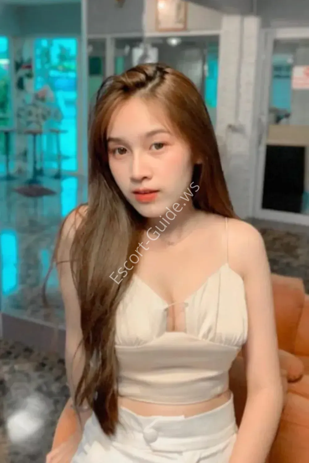 Chloe, Asiatique