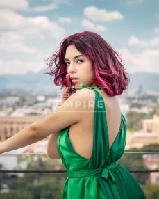 Cecilia, Caucasien