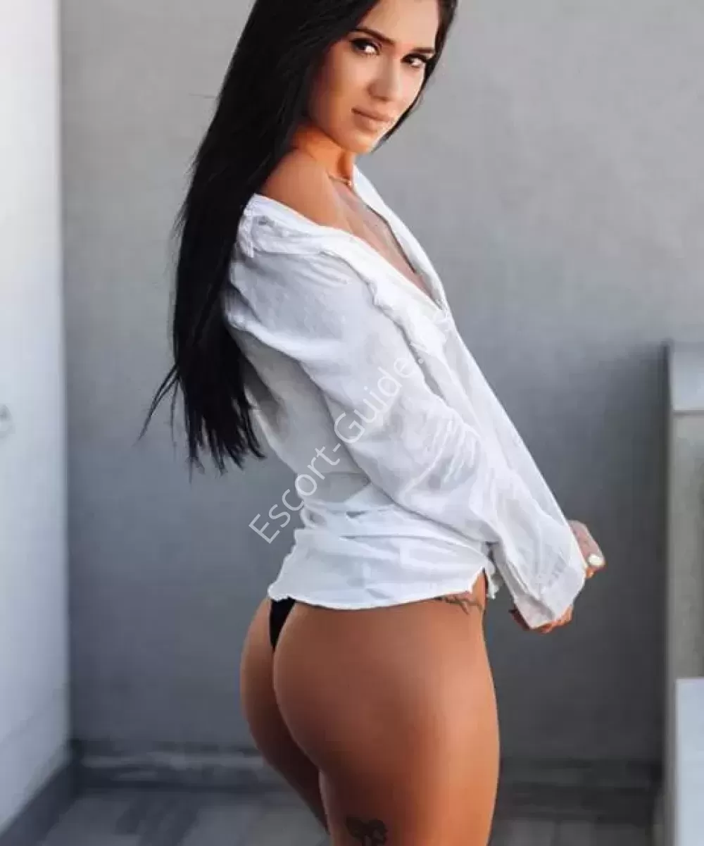 Amy, Kaukasisch