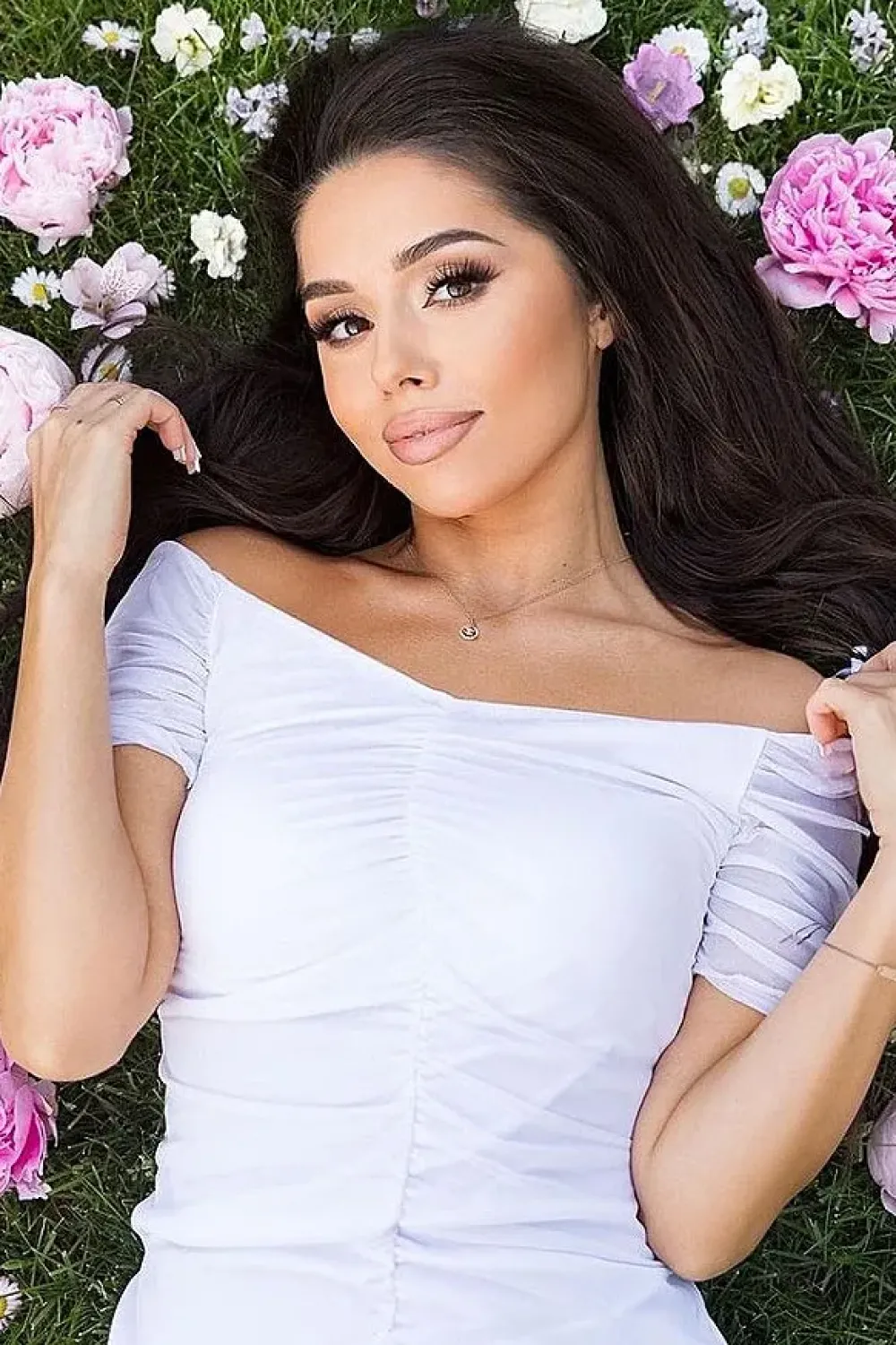 Kaja, Caucasian