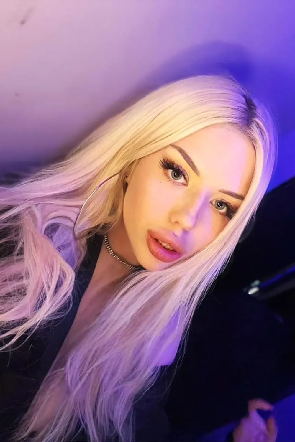 Milana, Caucasian