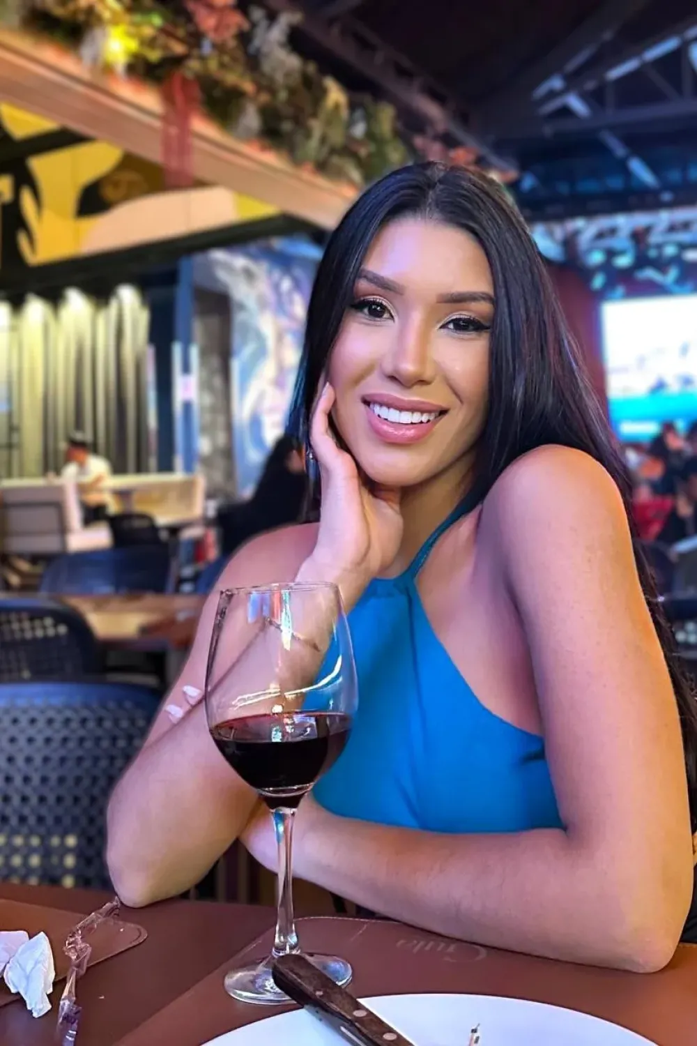 Mel, Latina